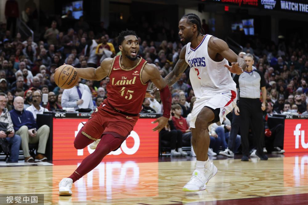 他在勒沃库 他在勒沃库