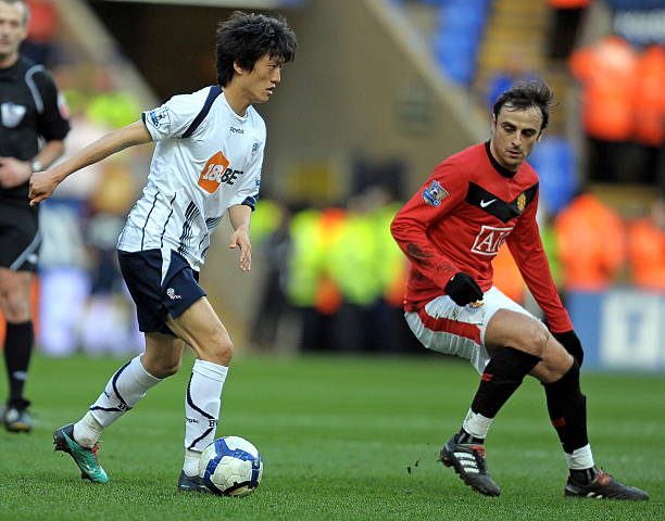 足球比赛中 足球比赛中